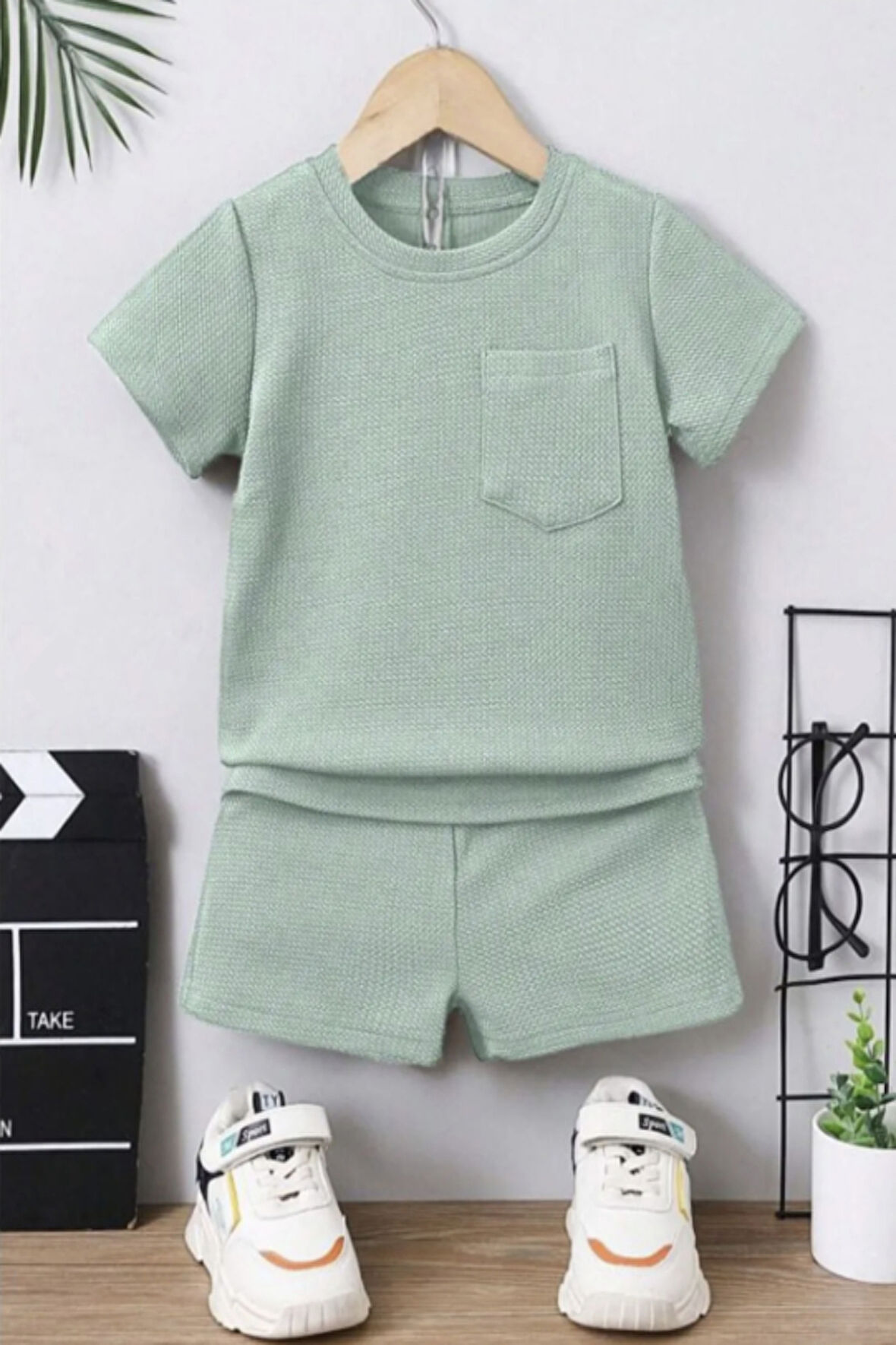 Waffle Görselli Cep Detaylı Pamuklu Yazlık Bebek Çocuk Şort Takım-Açık Yeşil | 3 Yaş