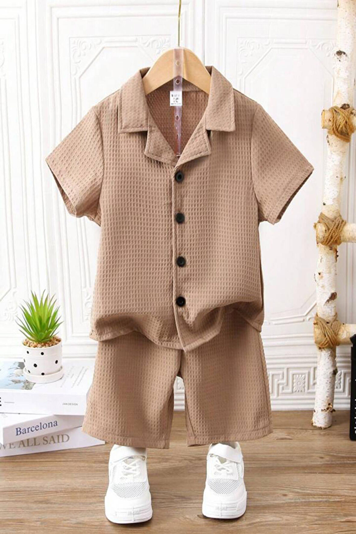 V Yaka Gömlek Detaylı Pamuklu Waffle Şort Takım-Bej | 3 Yaş