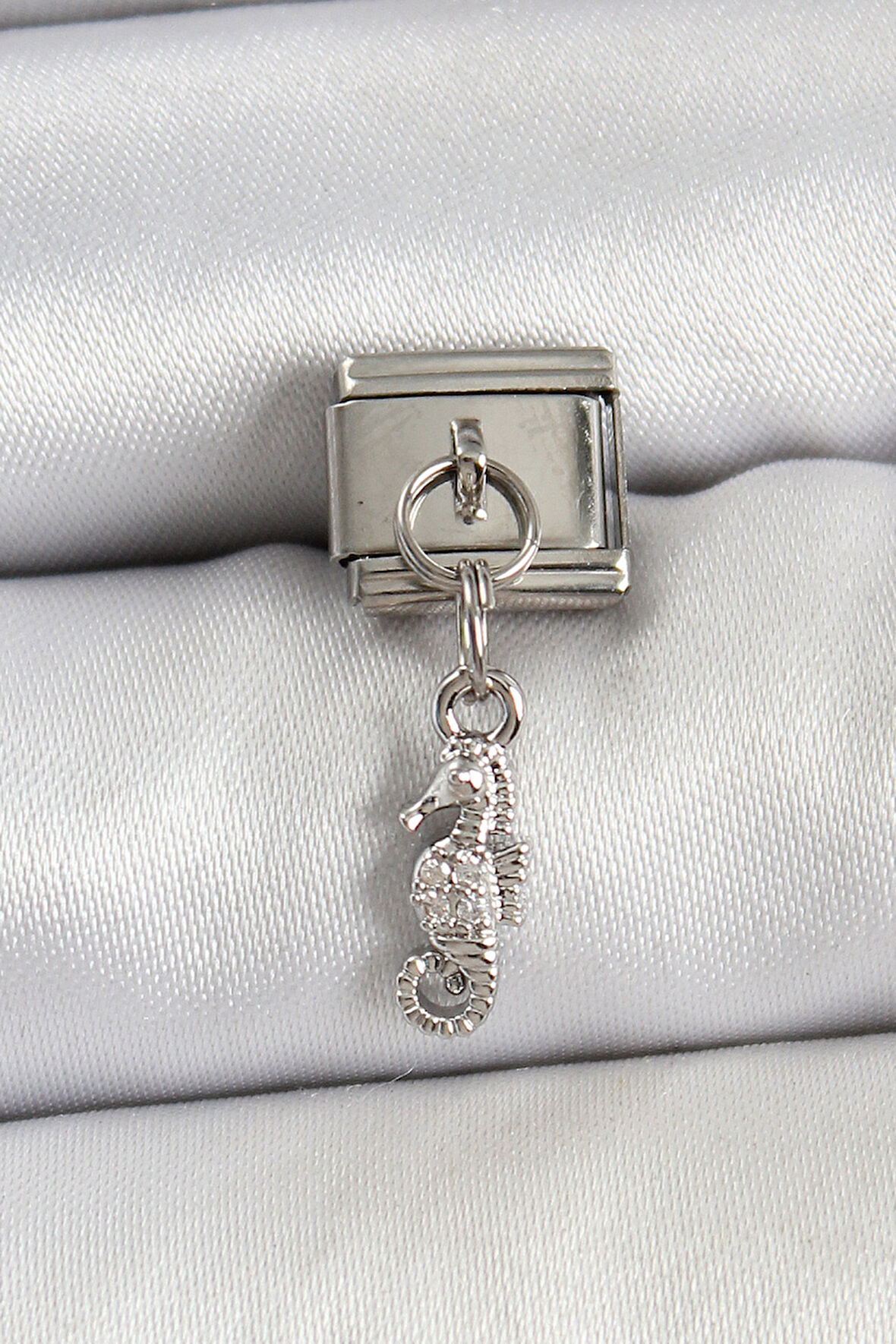 316L Çelik Sallantılı Deniz Atı Model Gümüş Renk Nomination Charm