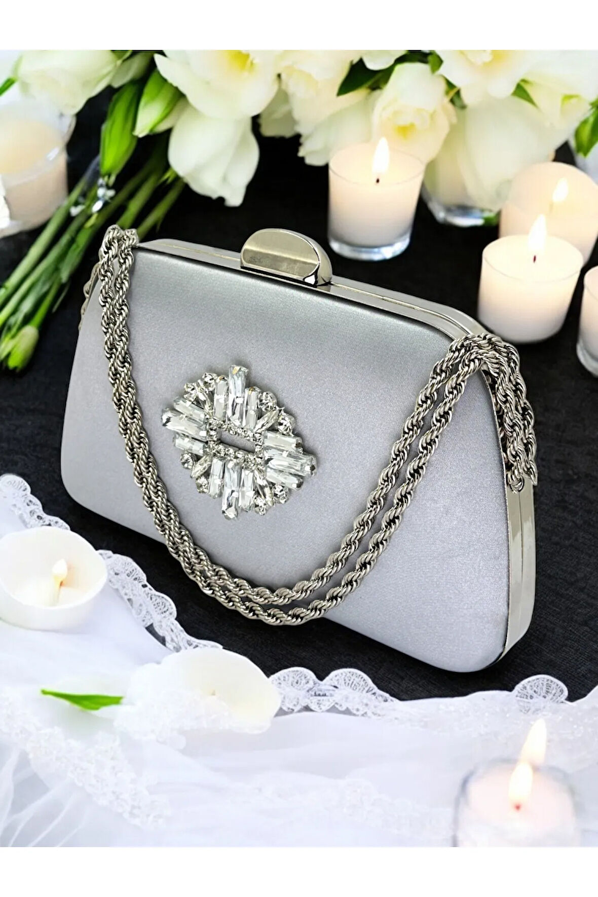 Özel Tasarım Gri Renk Saten Zincir Saplı Gümüş Kristal Taşlı Saplı Kulplu Kadın Abiye Çanta