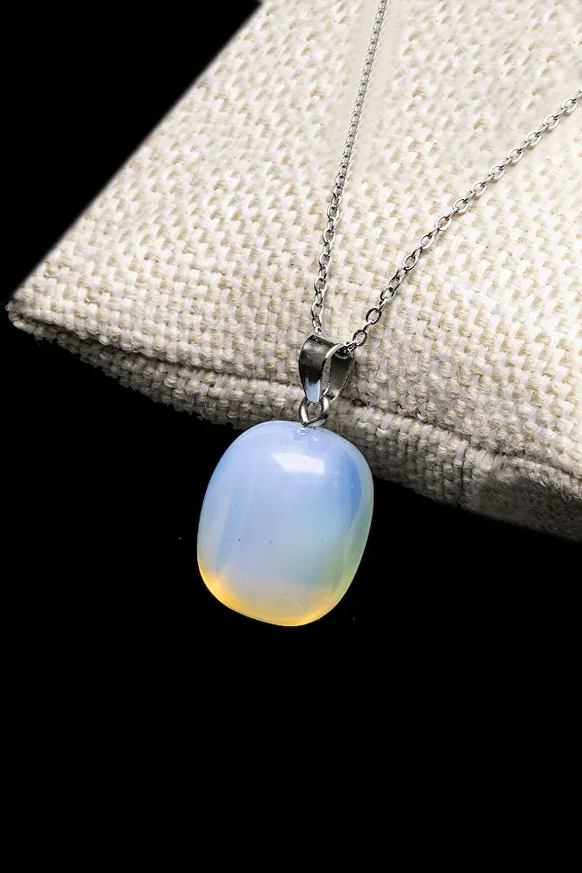 Sertifikalı Gümüş Aparatlı Doğal Opal Taşı Kolye