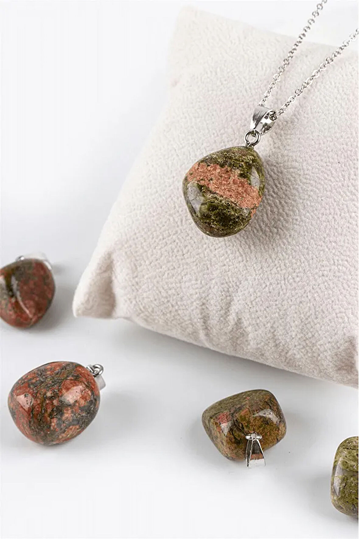 Sertifikalı Tımbıl Model Unakit Taşı Kolye (GÜMÜŞ APARATLI)