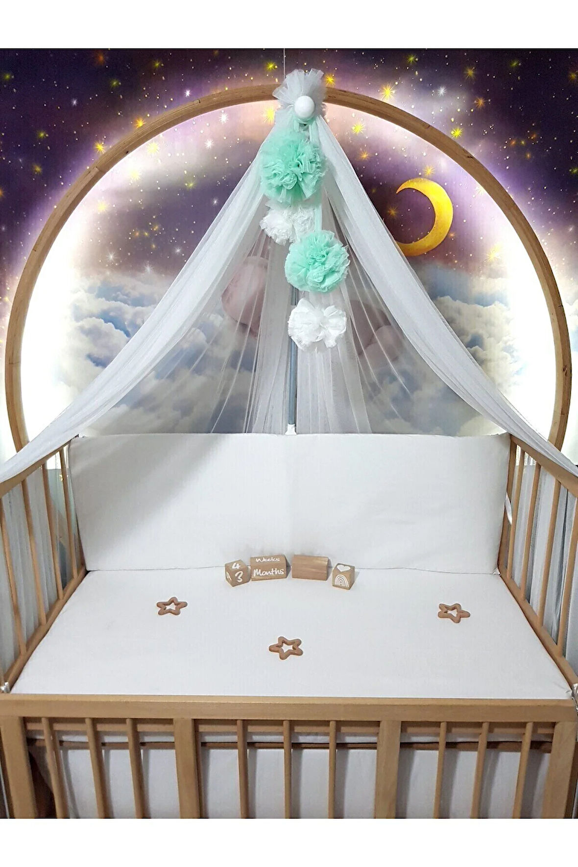 Beşik Lüks Cibinlik Seti - 6 Metre Likra Tül - Beyaz ve Su Yeşili Dört Ponponlu (Aparat Dahil)