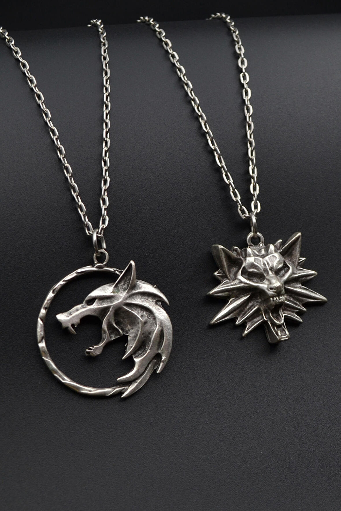 2'li The Witcher Kurt Erkek Kadın Kolye Seti - Kod:1183