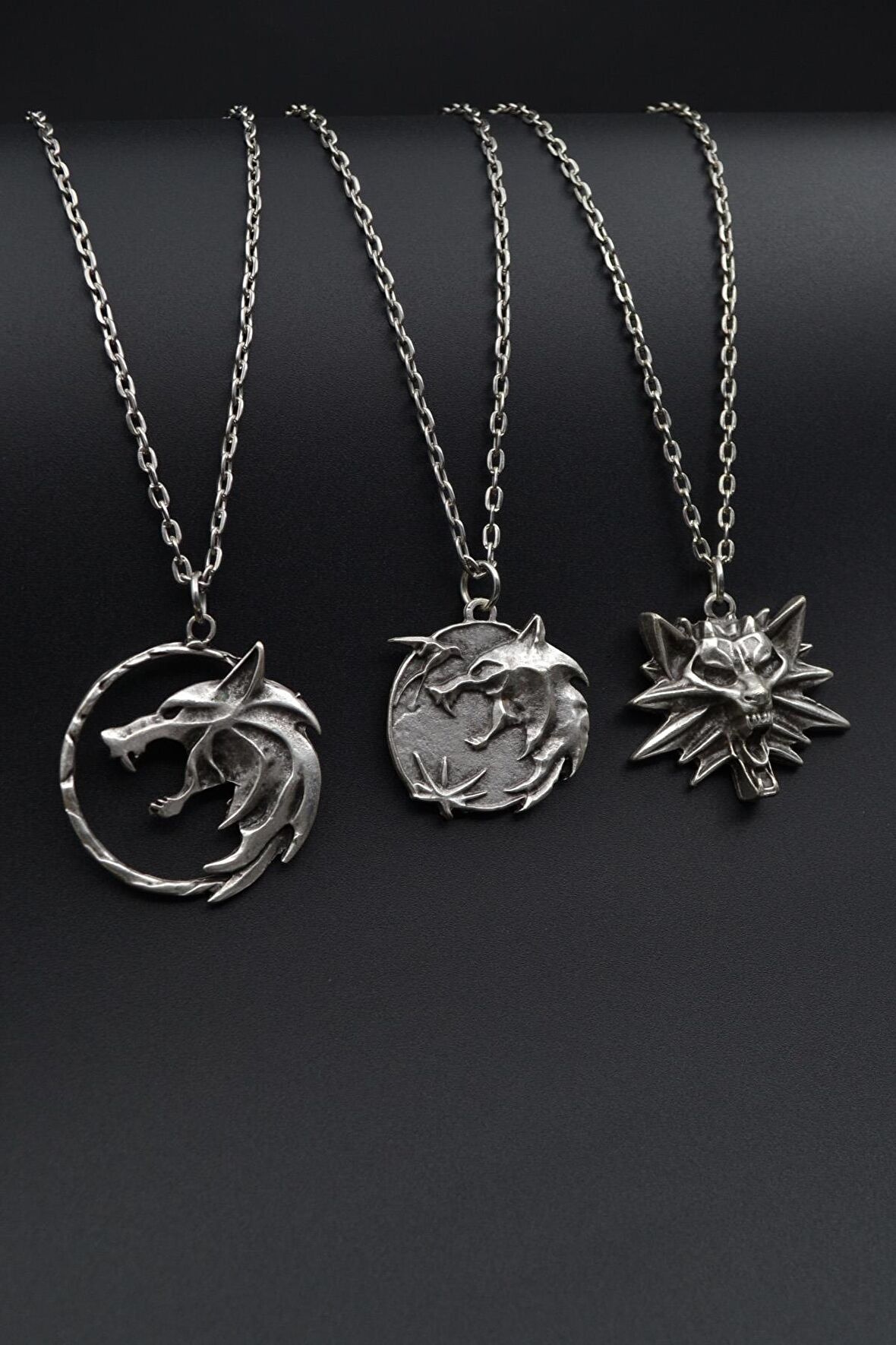 3'lü Witcher Çember Madalyon 3 Boyutlu Erkek Kadın Kolye Seti Gümüş Kaplama - 60 cm Zincir