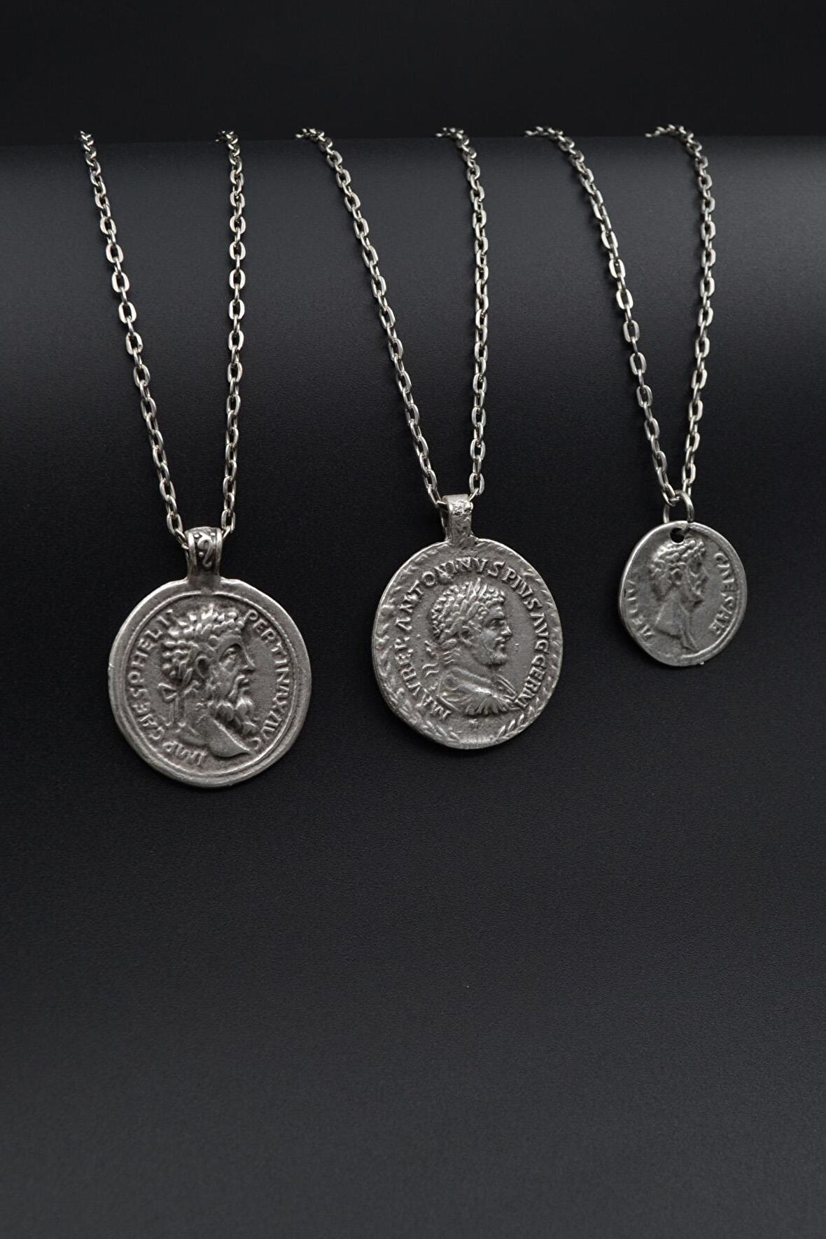 3'lü Antik Roma Sikke Sezar Sikke Madalyon Erkek Kadın Kolye Seti Gümüş Kaplama - 60 cm Zincir