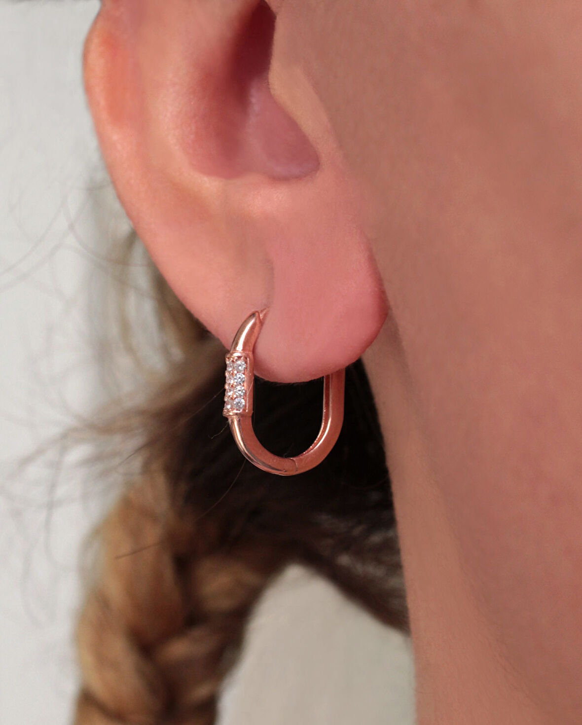 Zirkon Taşlı Rose Halka Küpe