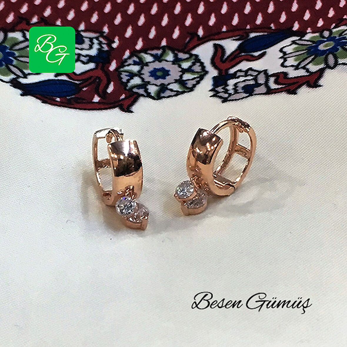 Zirkon İki Taş Sallantılı Rose Halka Küpe