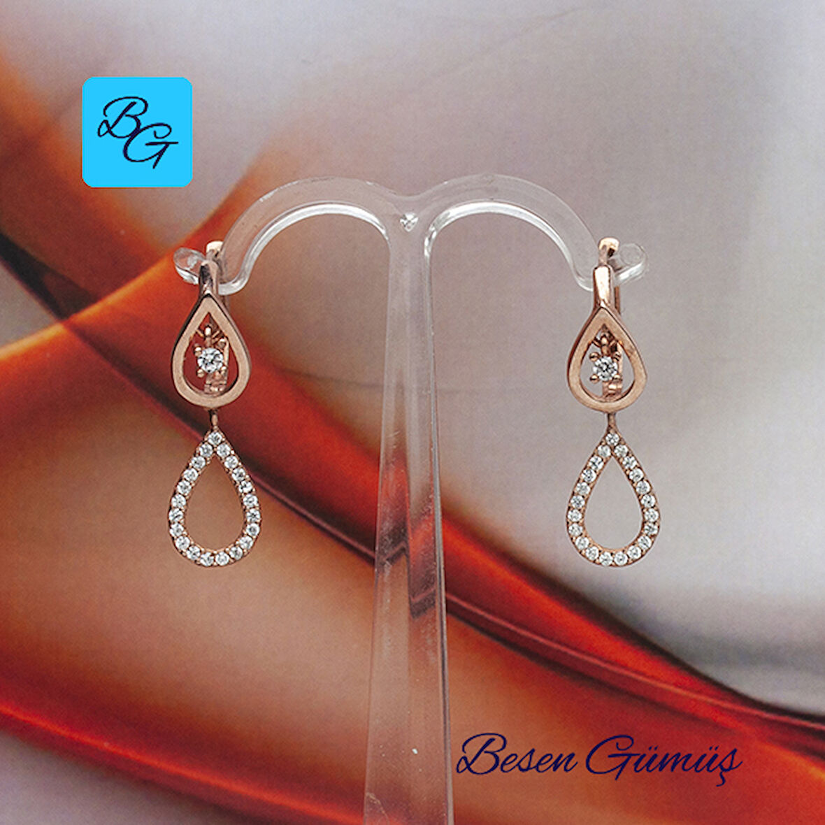 Zirkon Taşlı Sallantılı İkili Damla Küpe