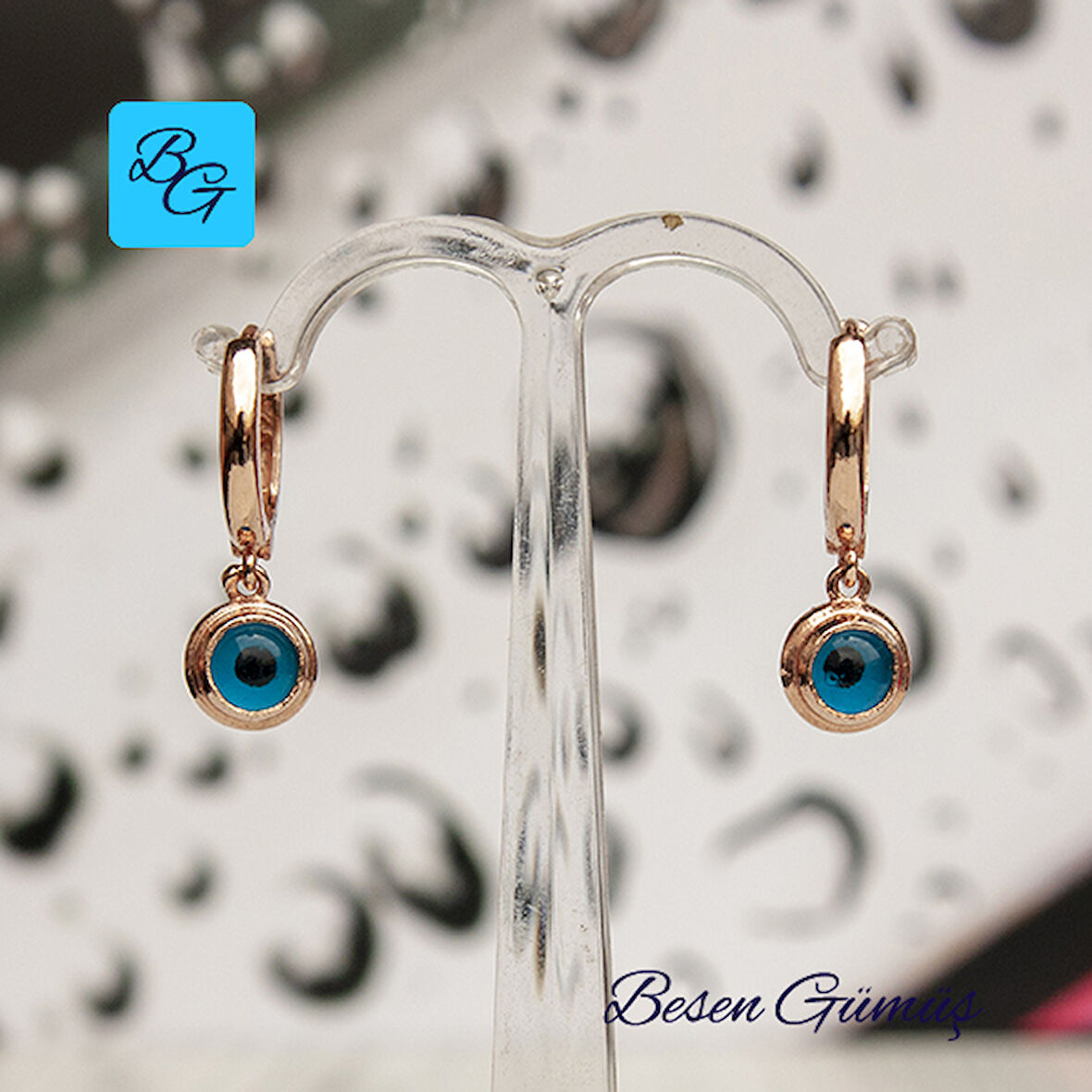 Nazar Boncuğu Sallantılı Halka Küpe