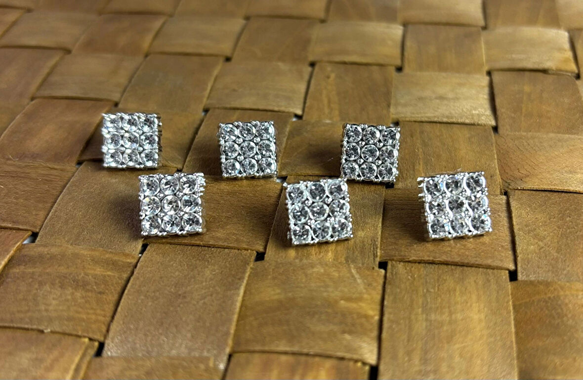 KARE TAŞLI DÜĞME 24 BOY (15,2MM) GÜMÜŞ - 10 ADET (674)