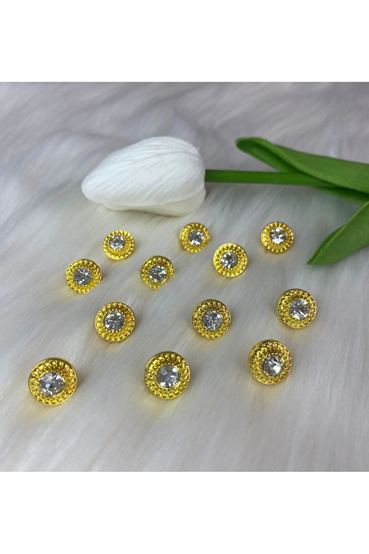 Gold Taşlı Düğme (18boy)11mm-10 adet