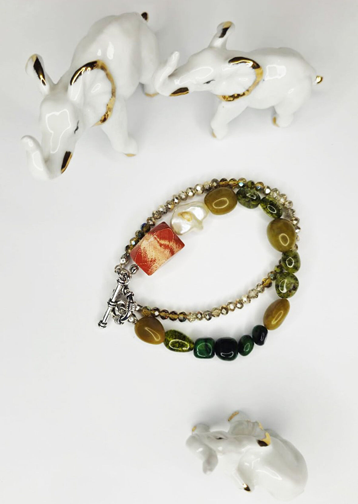 Kelimelerden Öte Kadın Bileklik