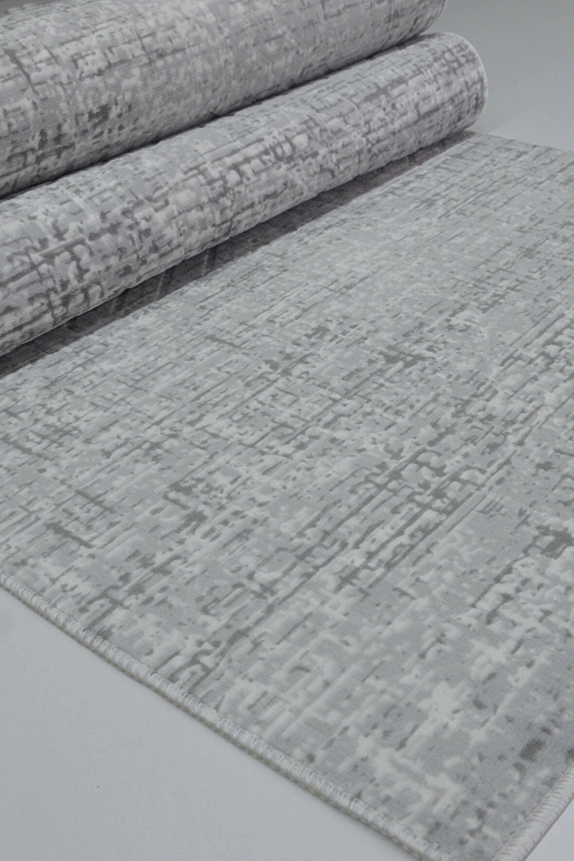 Kaymaz Tabanlı Kesme Kabartmalı Salon Koridor Mutfak Halısı5002G Gri