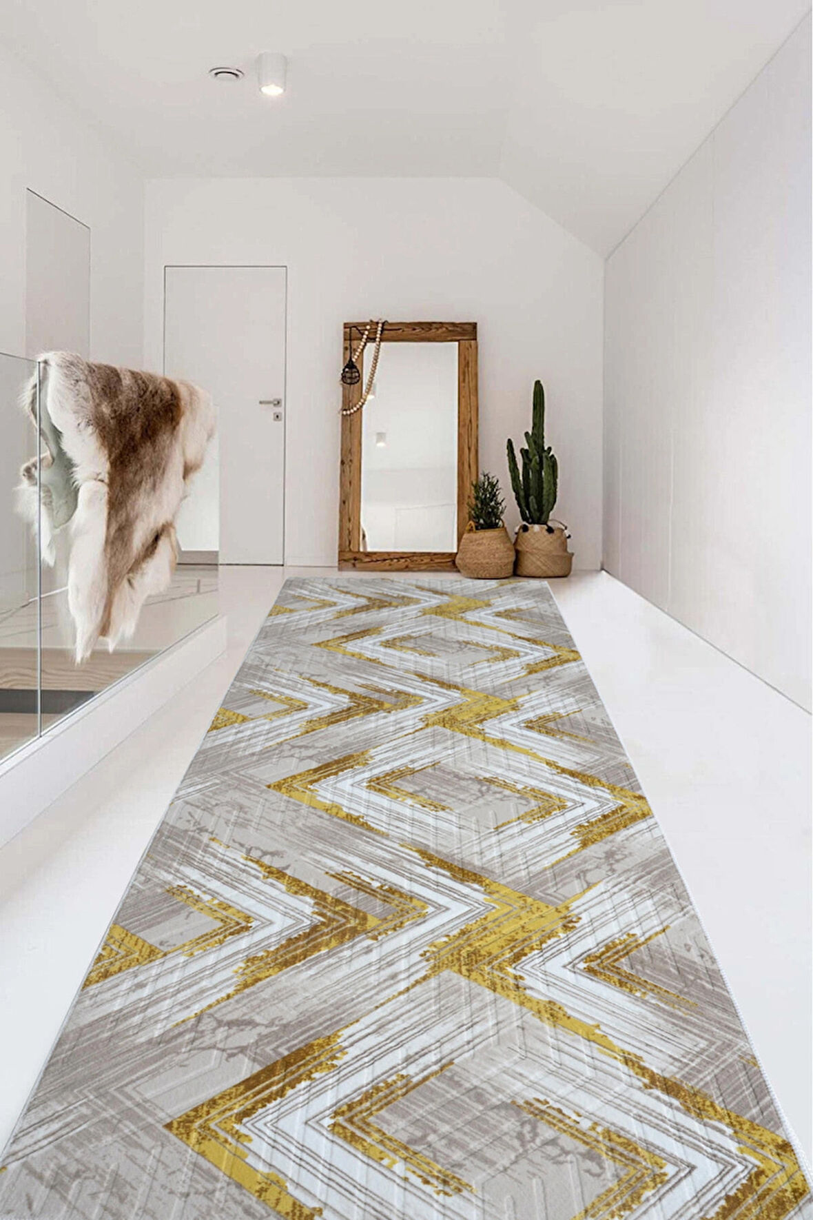 Kaymaz Tabanlı Kesme Kabartmalı Salon Koridor Mutfak Halısı5014G Gold