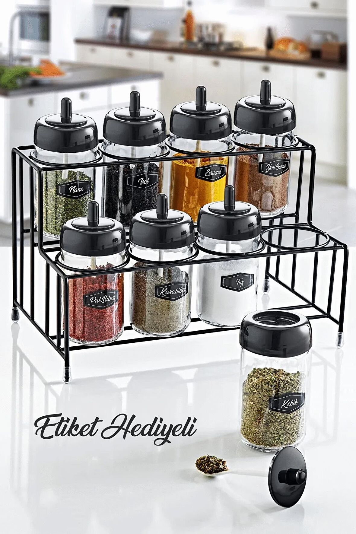 Metal Standlı 8'li Kendinden Kaşıklı Cam Baharatlık Seti 300 ml Etiket Hediyeli