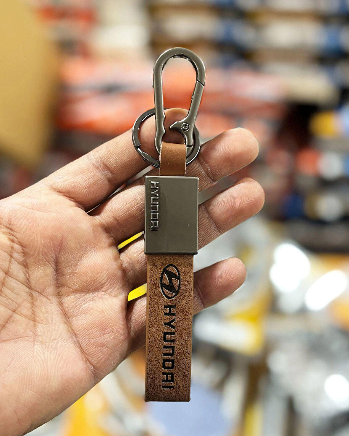 Araç Tutkunlarına Özel Kaliteli Lüx Model Deri Anahtarlık, Tüm Araç Modelleriyle Uyumlu