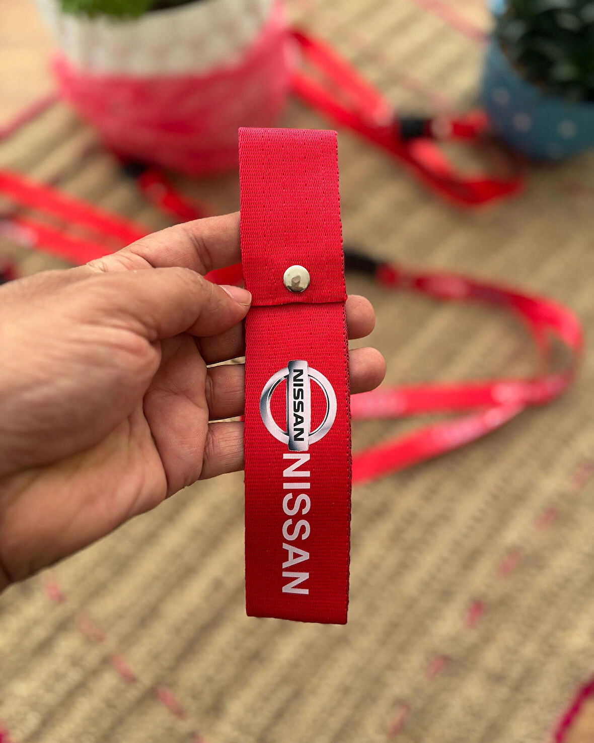Nissan Tasarımlı, Kırmızı Renk Yüksek Kalite Tampon & Çeki ipi