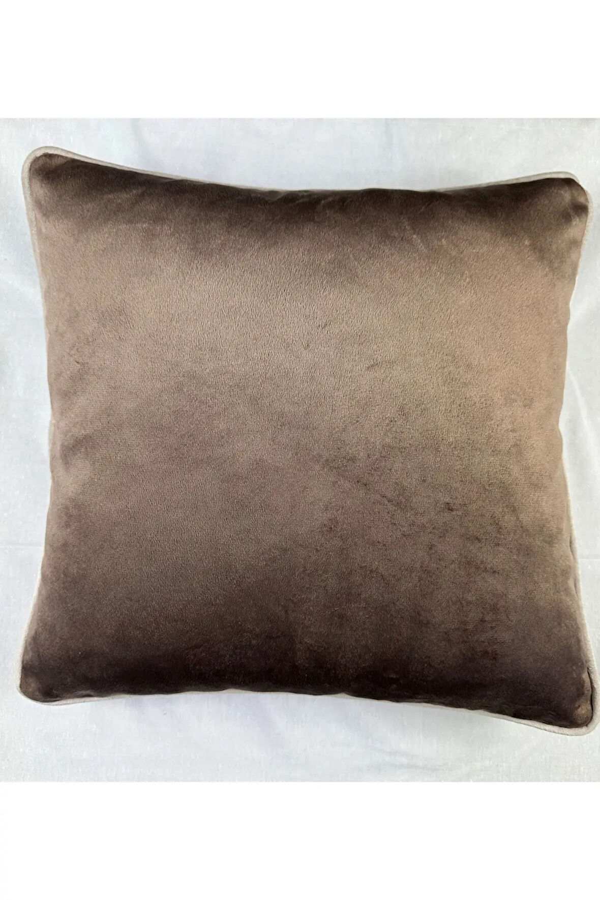 Kadife Biyeli Kırlent Kılıfı 40x40