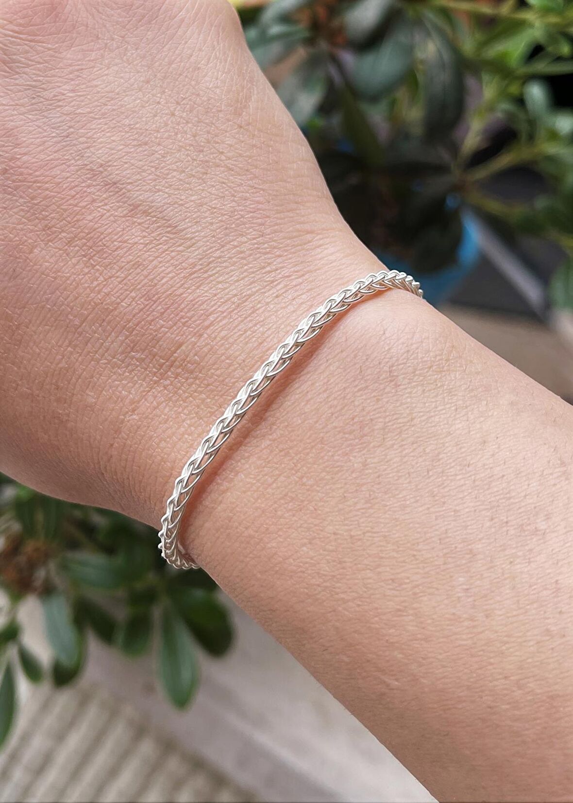 Kazaziye El Örgüsü İnce Gümüş Bileklik BIL2001