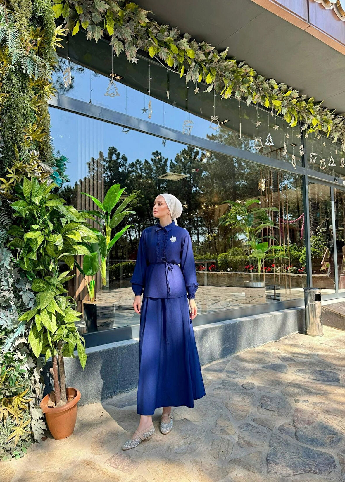 FIRFIR DETAYLI ETEKLİ TAKIM