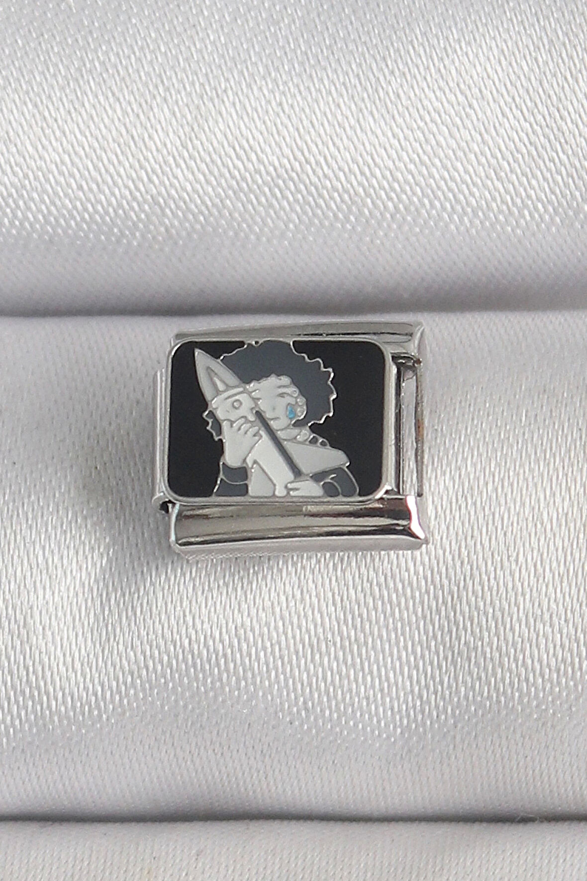 316L Çelik Gümüş Renk Siyah İşlemeli Portre Model Nomination Charm