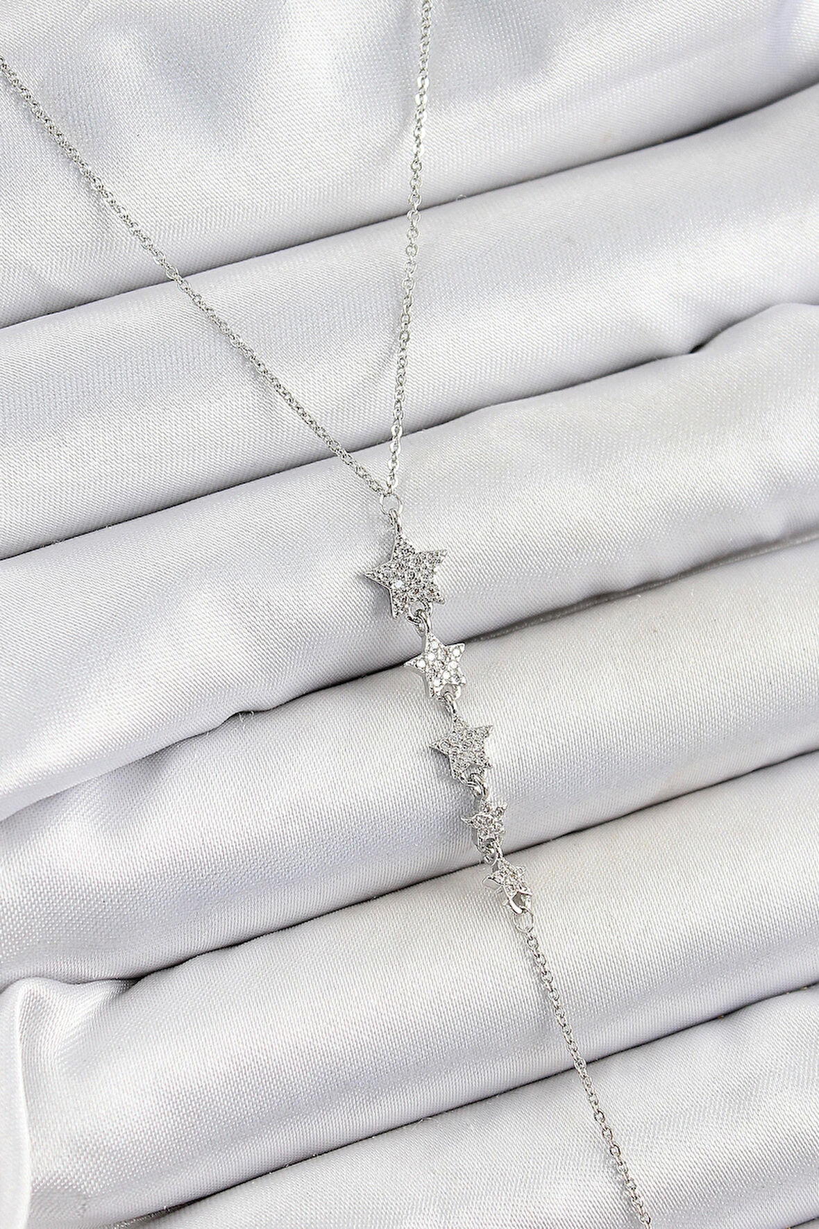 Pirinç Zirkon Taşlı Sıralı Yıldız Figürlü Y Model Gümüş Renk Kadın Kolye