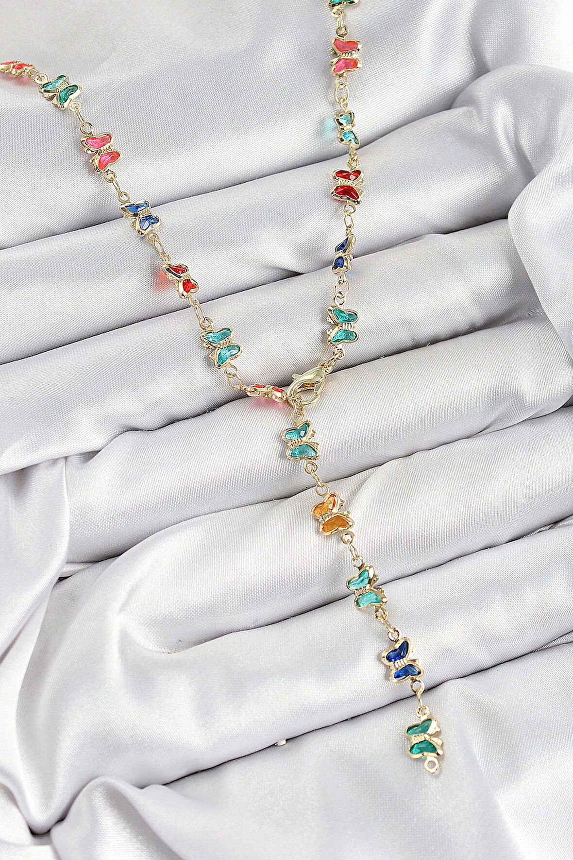 Pirinç Renkli Zirkon Taşlı Kelebek Model Gold Renk Kadın Y Kolye