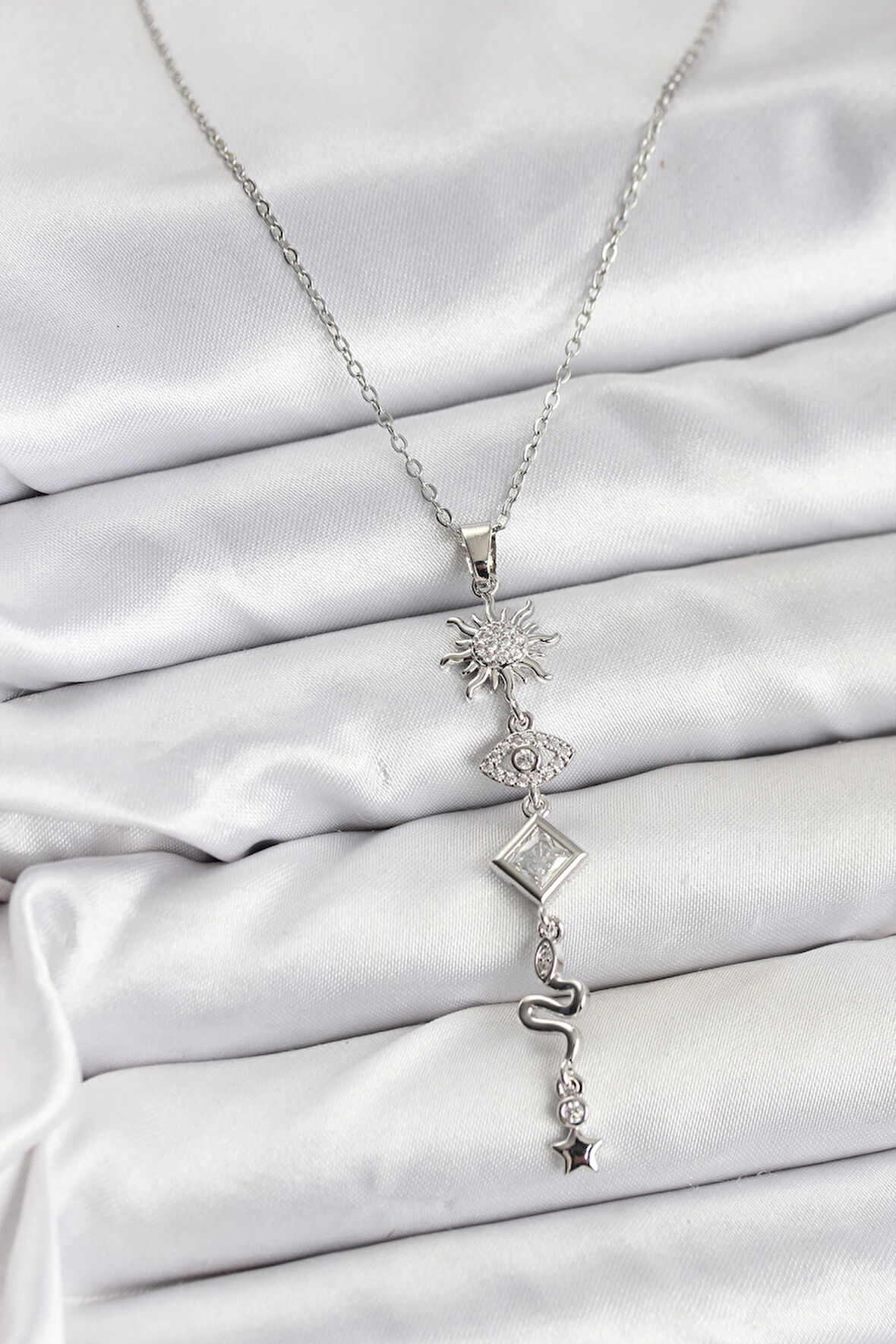 316L Çelik Zincir Gümüş Renk Güneş ve Enerji Model Kadın Y Kolye