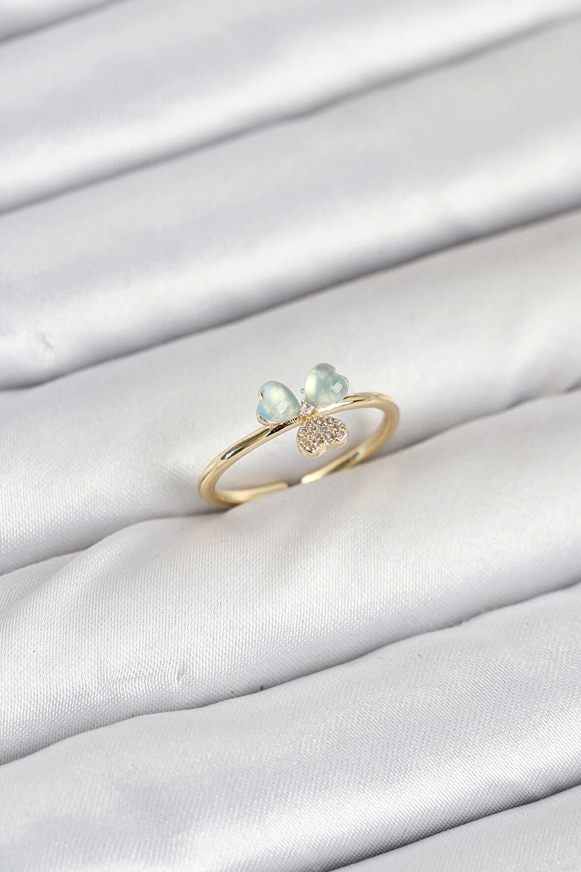 Pirinç Gold Renk Yonca Model Kadın Yüzük