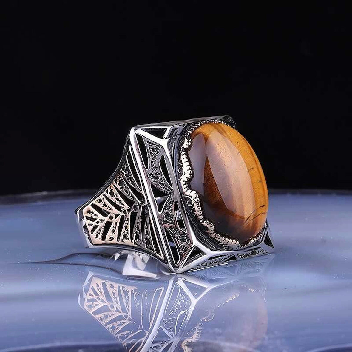 Gümüş Kaplangözü Taşlı Kare Erkek Yüzük