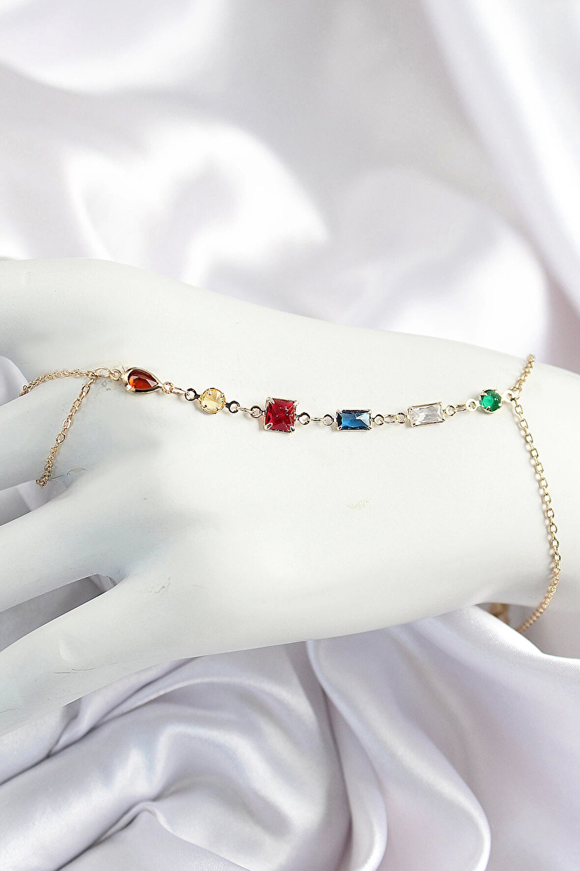 Pirinç Renkli Zirkon Taşlı Y Model Gold Renk Kadın Şahmeran