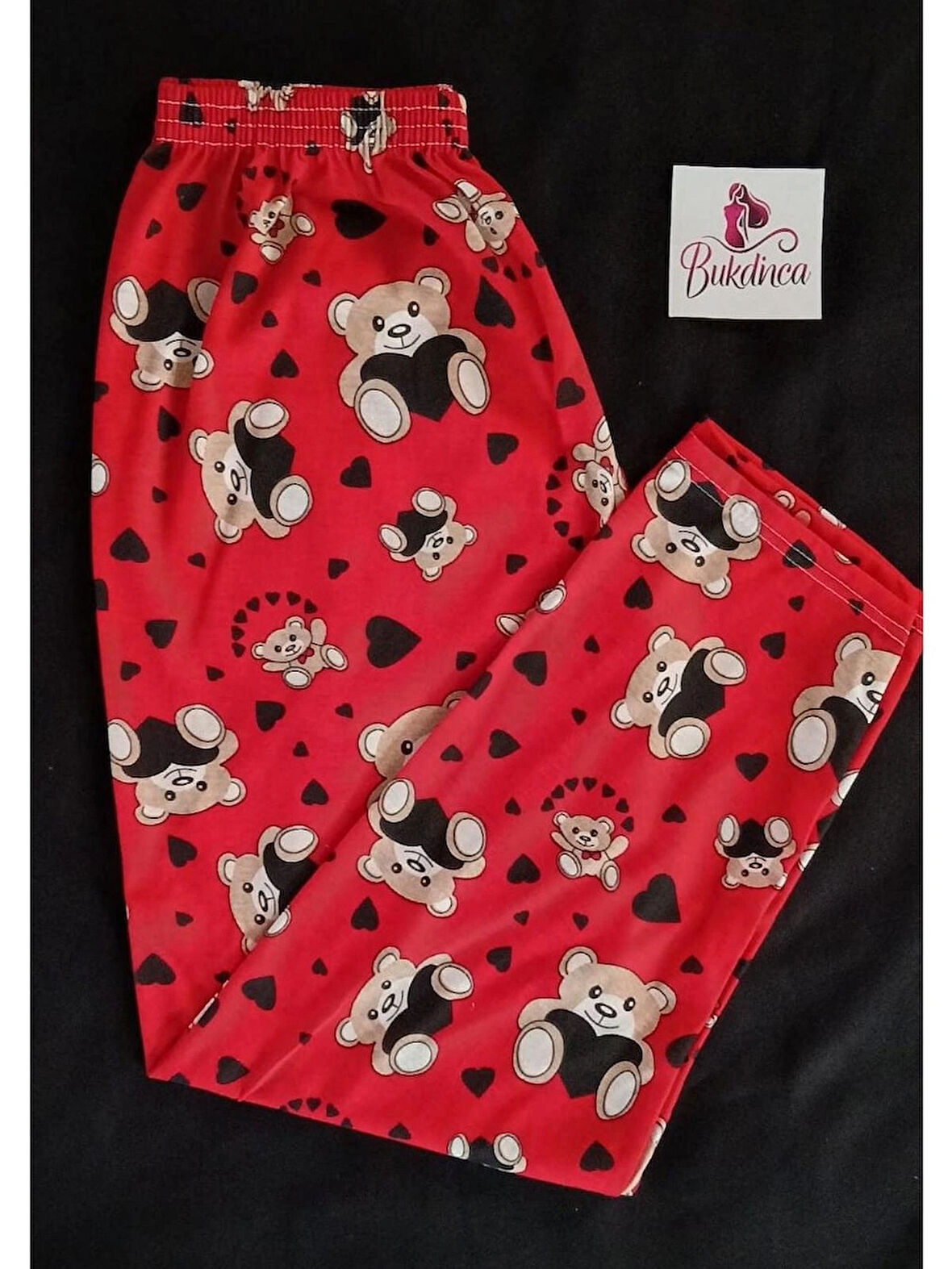 Kırmızı Kumaş Üzerinde Ayıcık Desenli Pijama Altı-BK010004