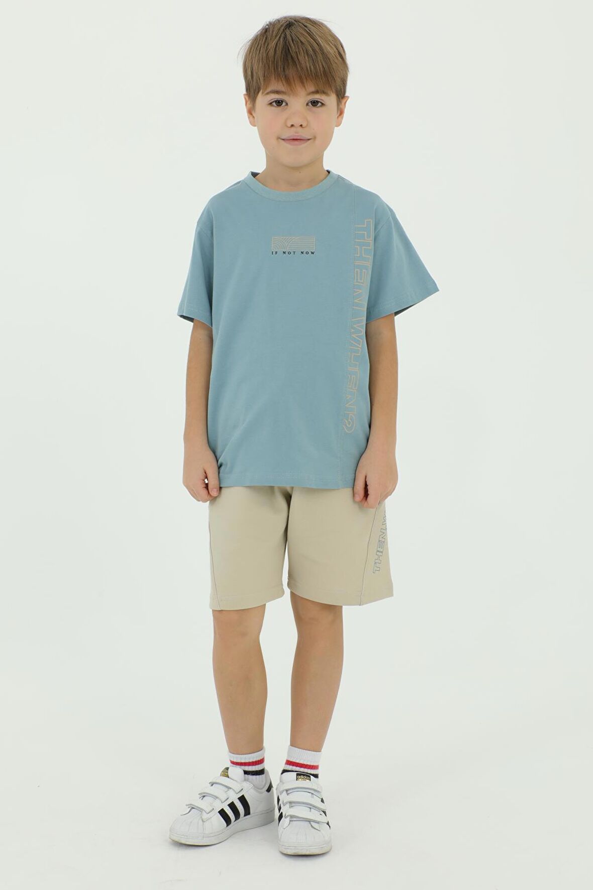 Bisiklet Yaka Erkek Çocuk Baskı Detaylı t-shirt Ve Şort İkili Takım