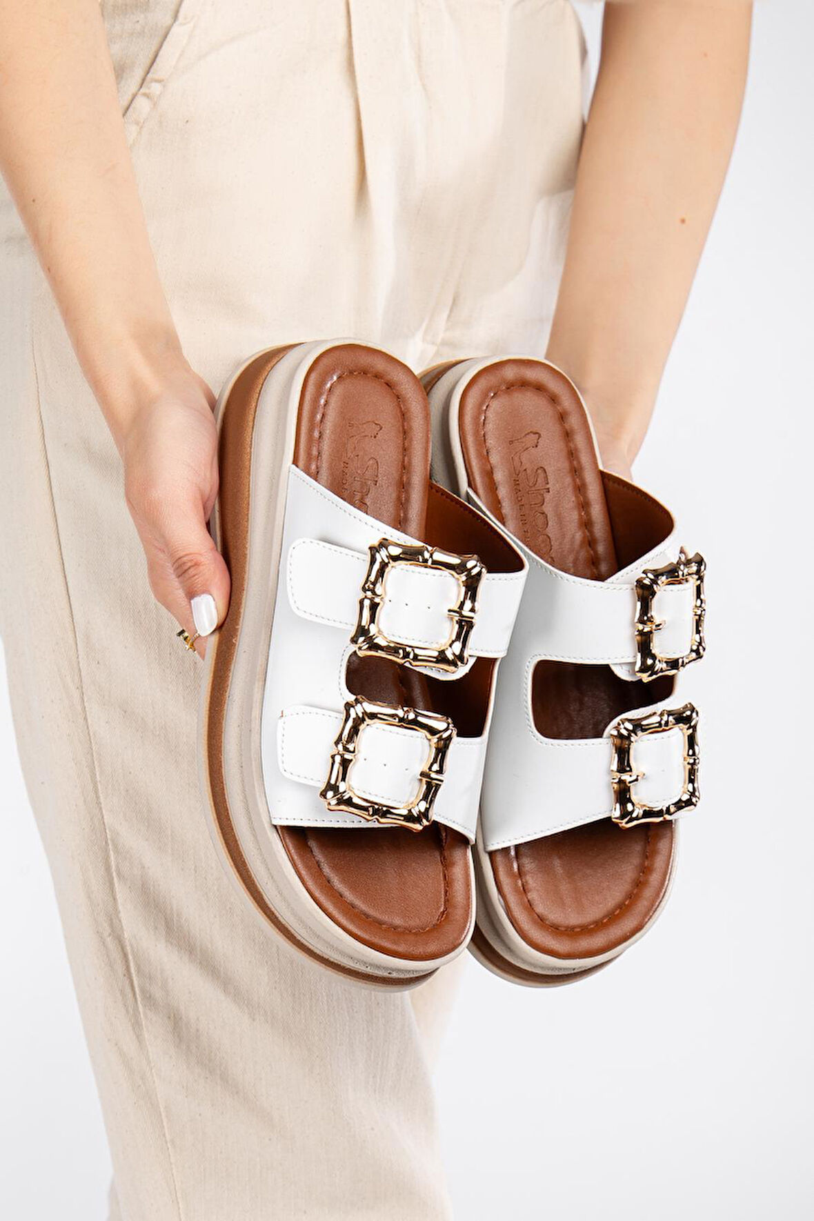 Günlük Kadın Terlik Çift Tokalı Yumuşak Rahat Ortopedik