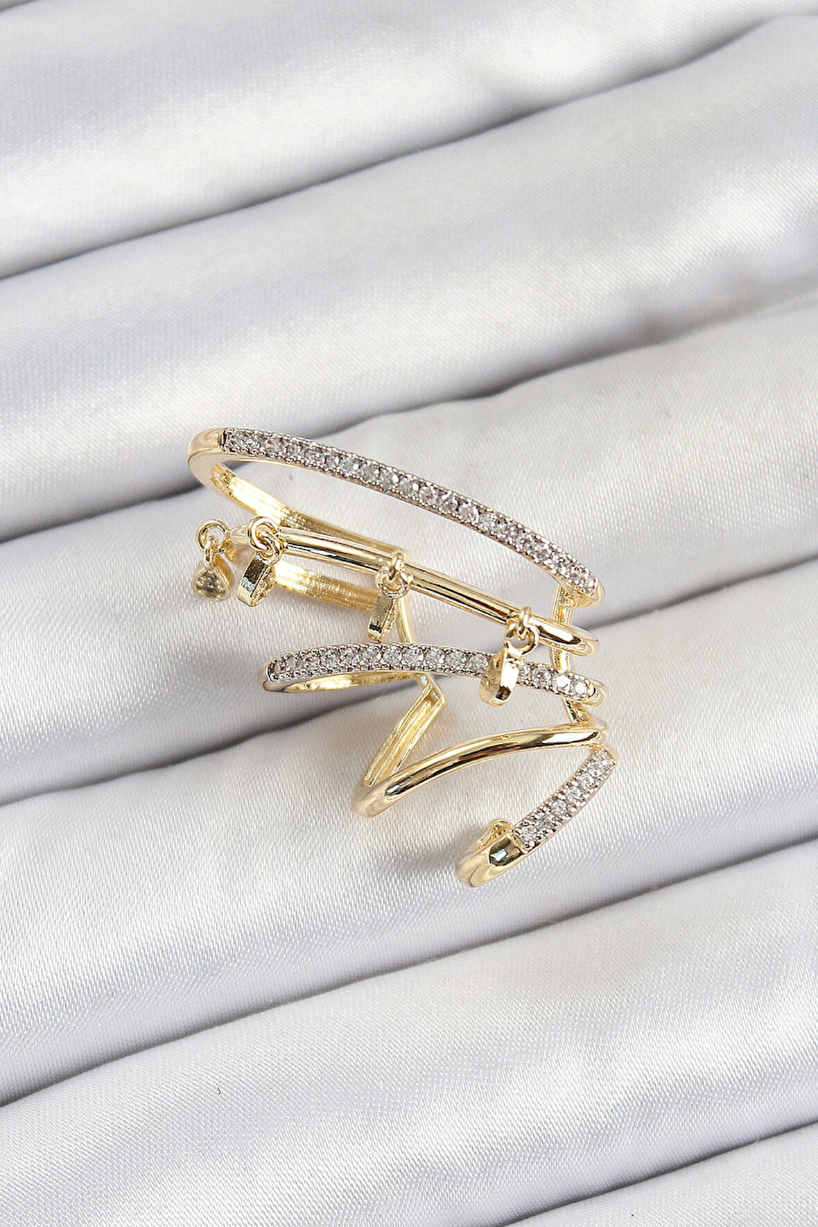 Pirinç Zirkon Taşlı Sıkıştırma Sağ Kıkırdak Gold Renk Kadın Küpe