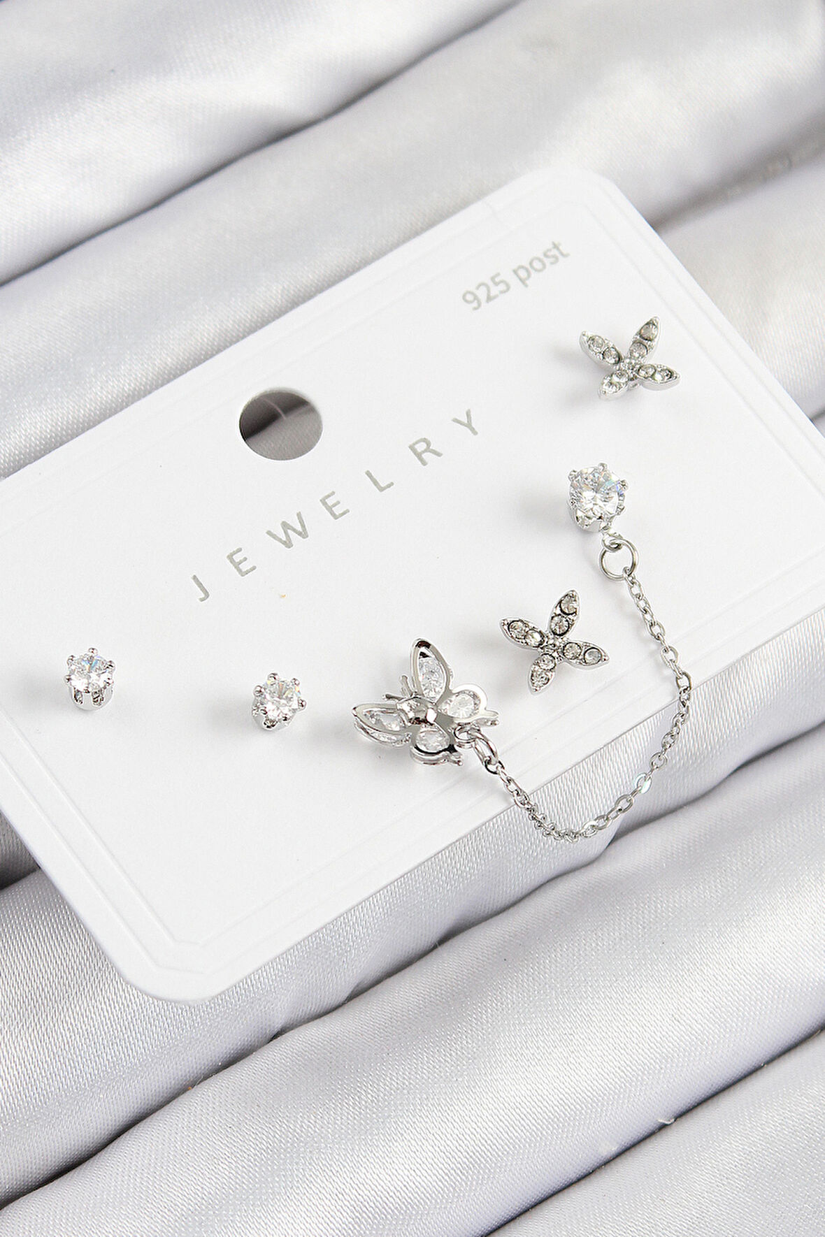 Pirinç Zirkon Taşlı Kelebek Model Gümüş Renk 925 Ayar Gümüş Çivi Kadın Küpe Set
