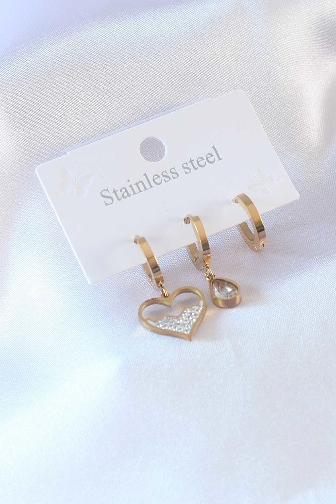316L Çelik Gold Renk Kalp Model Zirkon Taşlı Kadın Küpe