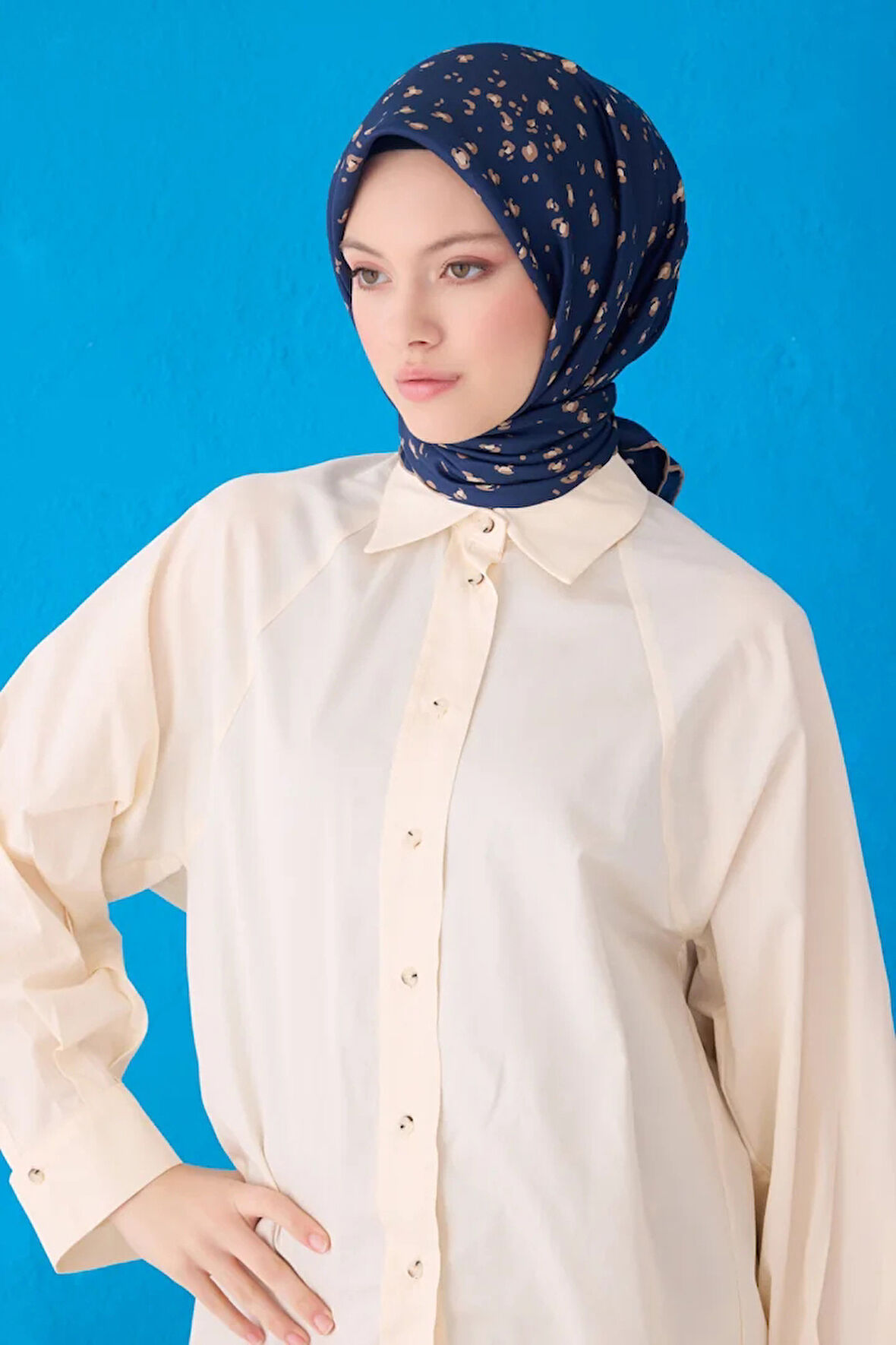 Belli Twill İpek Eşarp 4126D
