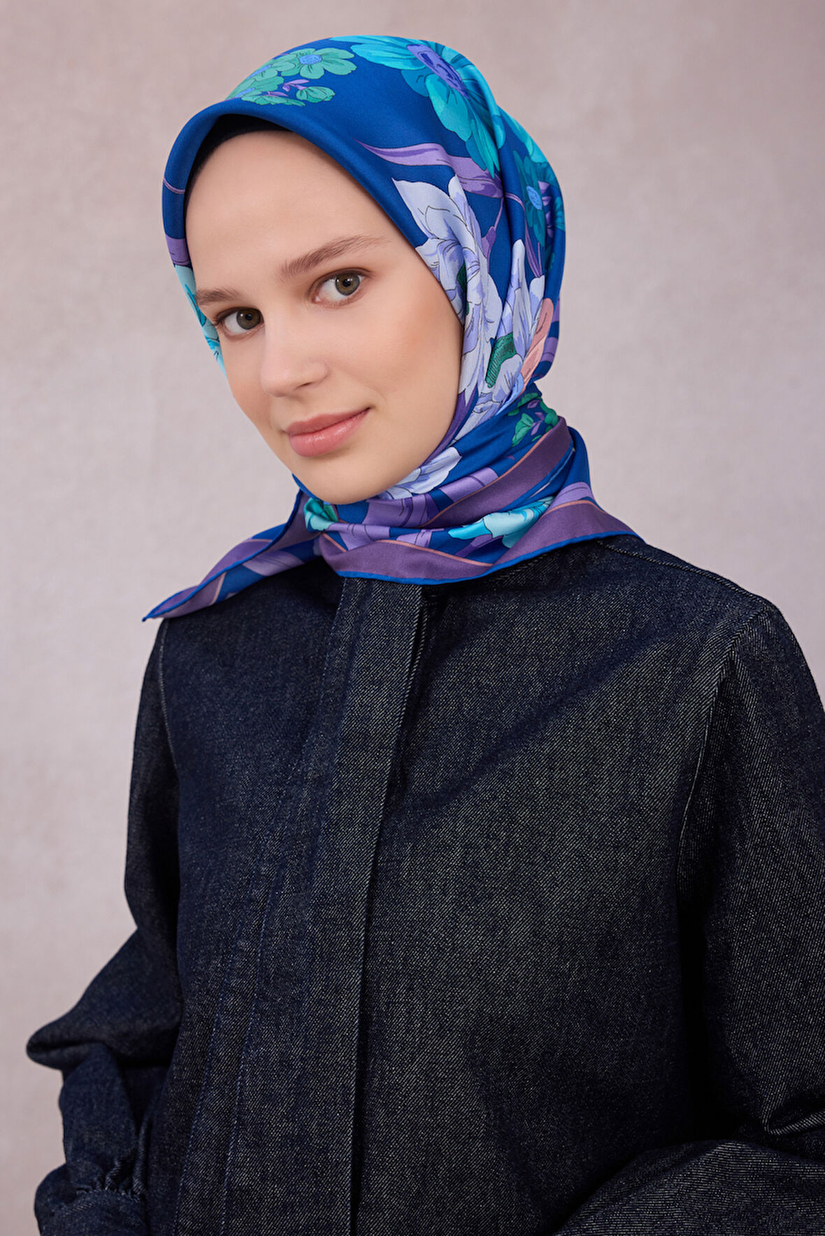 Belli Twill İpek Eşarp 4219D