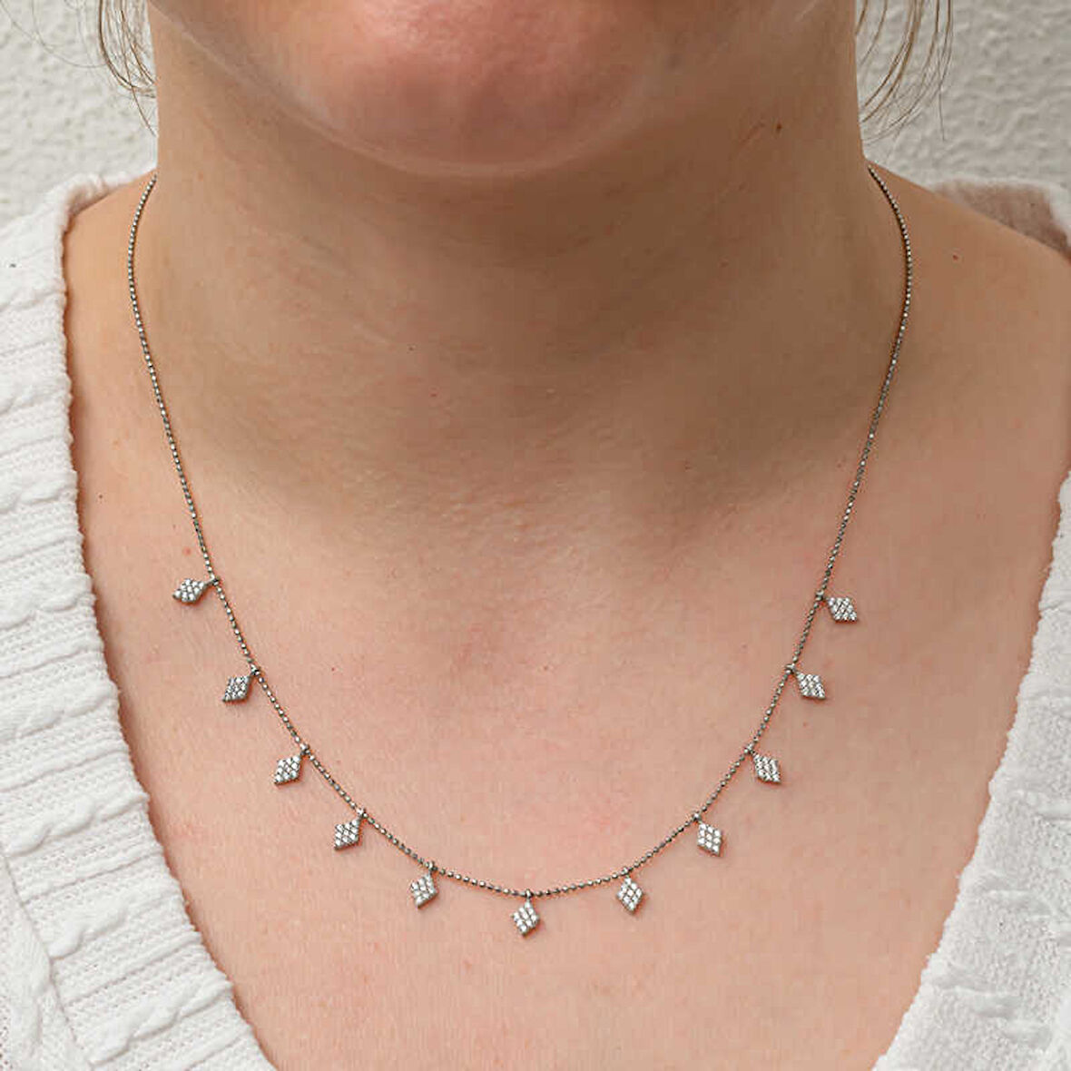 BlackCraft Gümüş Baklava Kesim Şans Kadın Kolye (BC-AD1189)