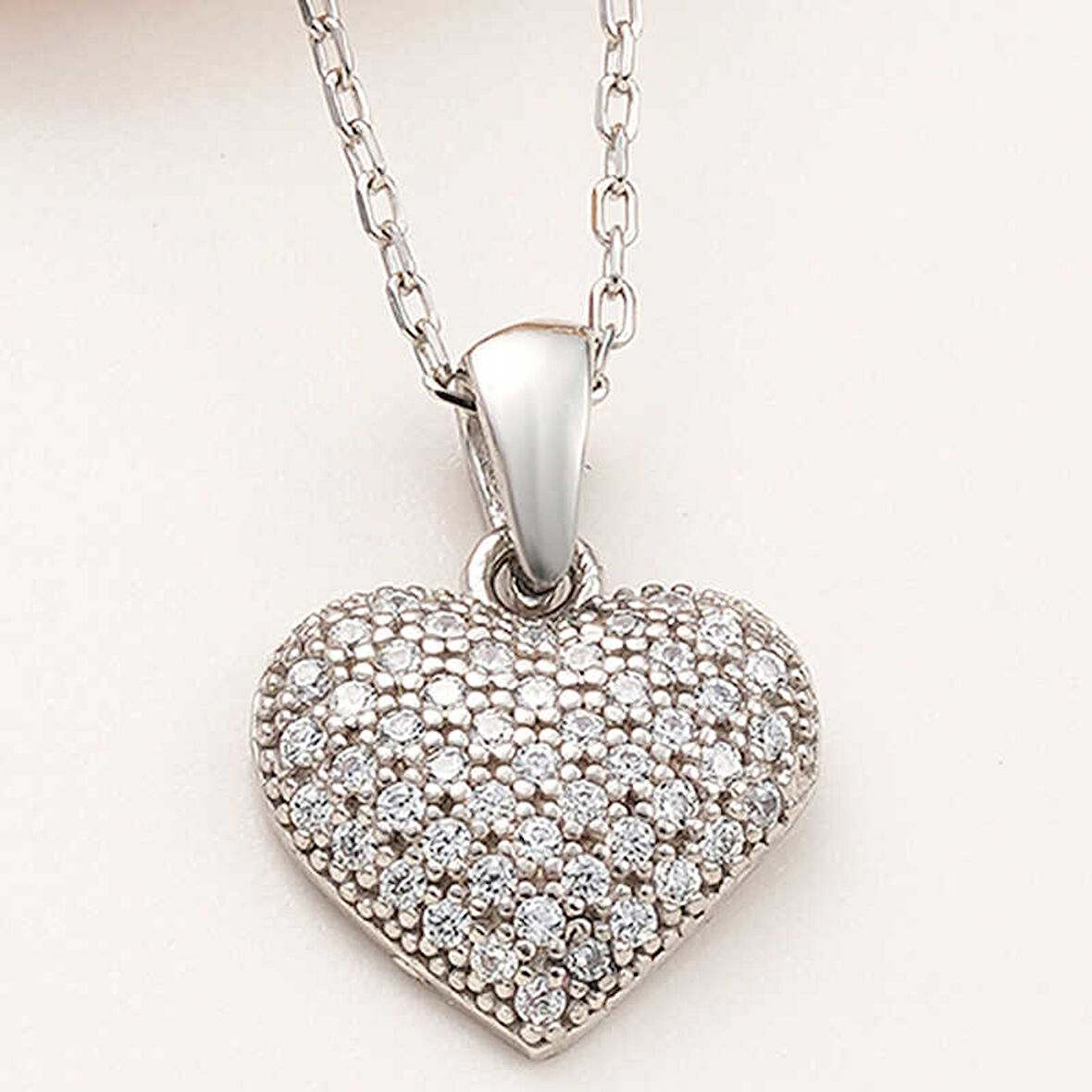 BlackCraft 925 Ayar Gümüş Bombeli Kalp Kadın Kolye (BC-85C12A)