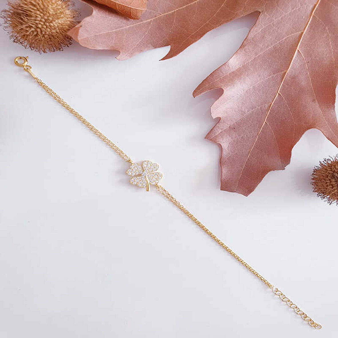 BlackCraft 925 Ayar Gümüş Gold Kalpli Yonca Kadın Bileklik (BC-5B139F)