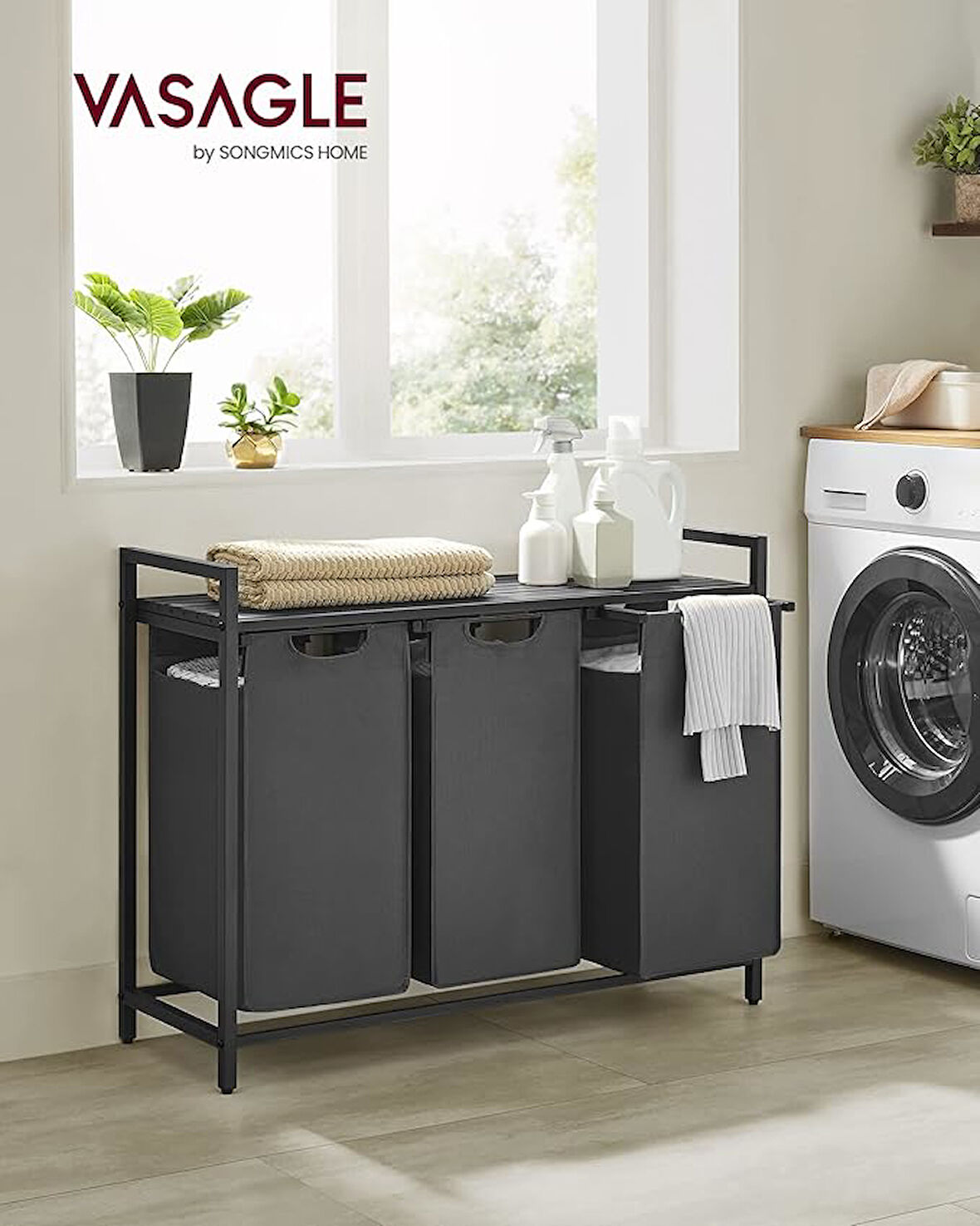 VASAGLE Çamaşır Sepeti 3 Bölmeli, Raflı Çamaşır Sepeti, Çamaşır Kutusu, Oxford Kumaştan Çekilebilir Çamaşır Torbası Çıkarılabilir, Metal Çerçeve, 3 x 38 L, 92,5 x 33 x 72 cm, Siyah-Gri BLH301G01