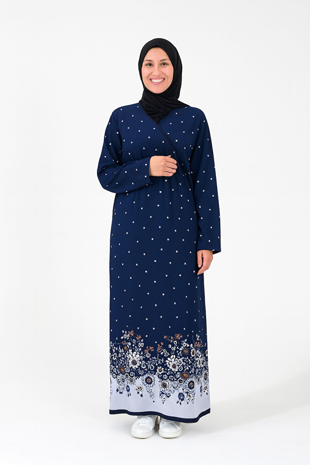 Noktalı Çiçek Desen Kruvaze Namaz Elbisesi – %100 Viskon, Yandan Bağlamalı, Rahat Kalıp 36-46 Beden