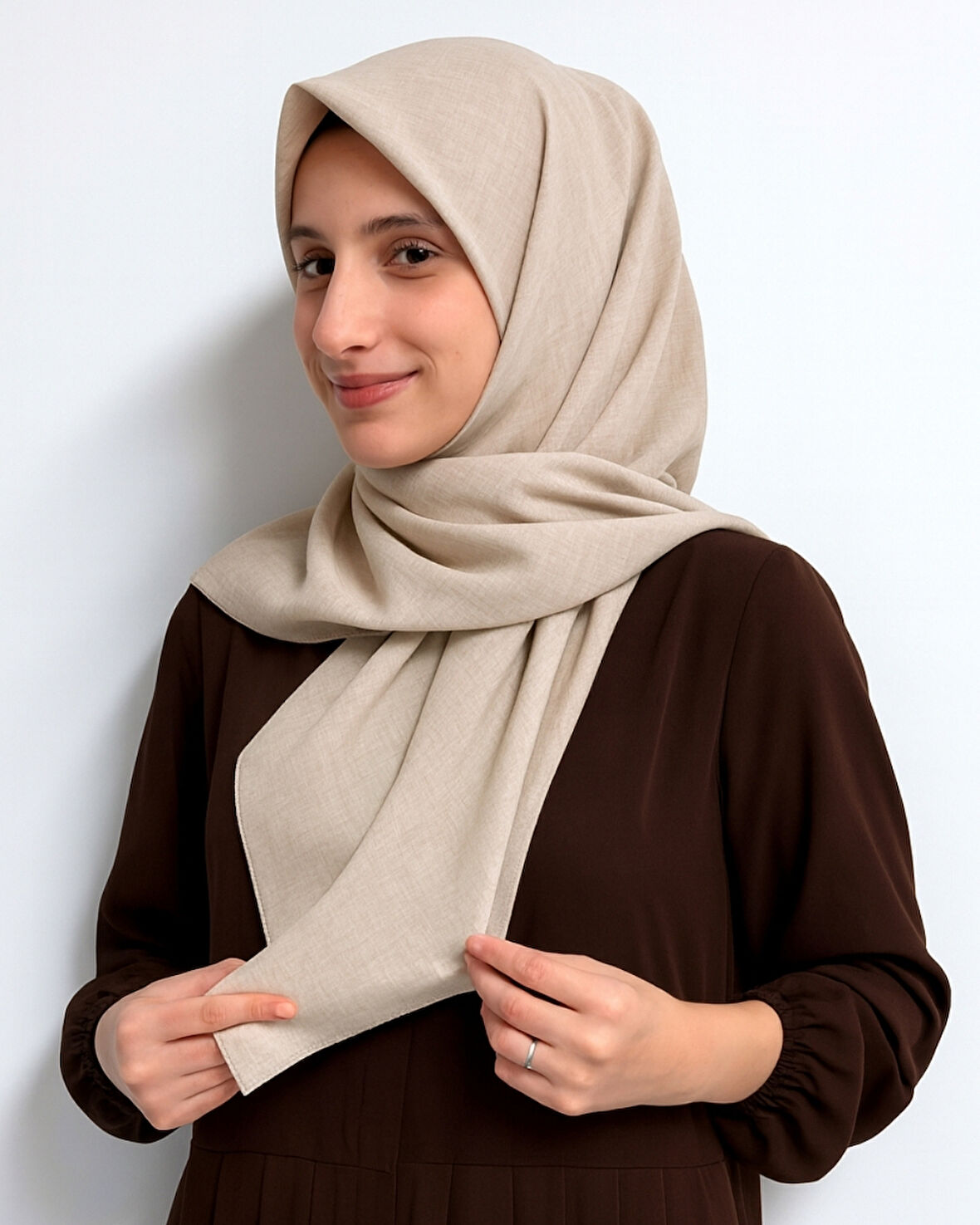 Denim Kare Eşarp– Kaymaz, Rahat ve Şık Kullanım
