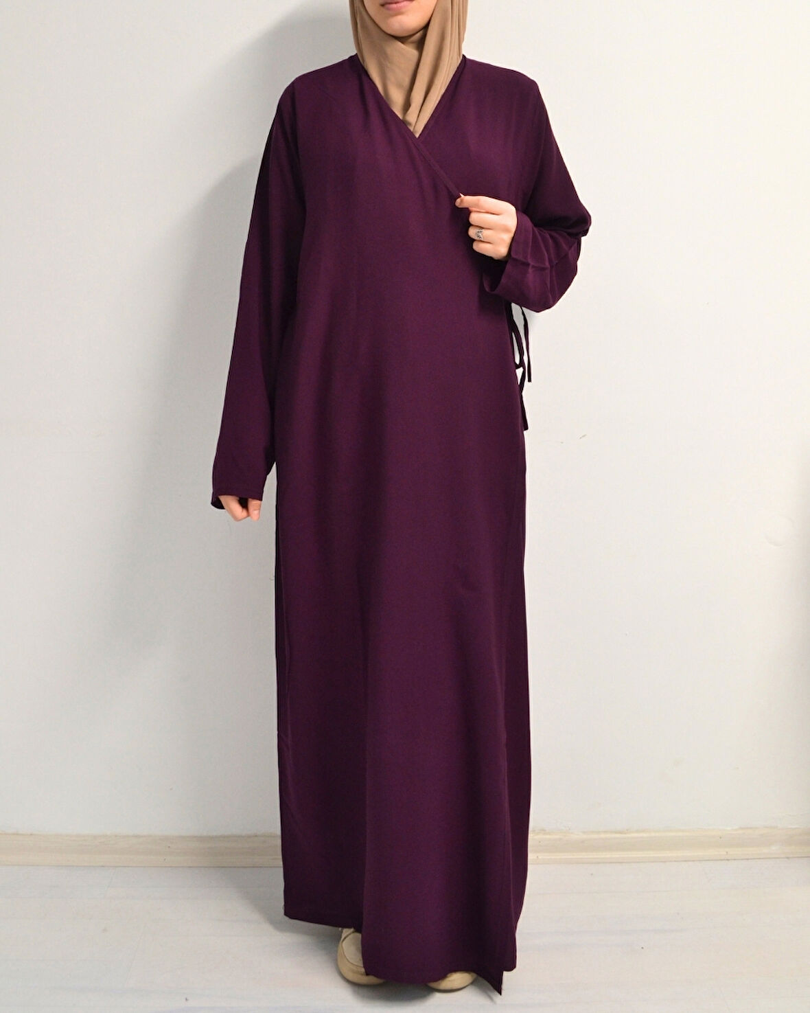Kruvaze Yandan Bağlamalı Namaz Elbisesi – %100 Viskon- Rahat Kalıp
