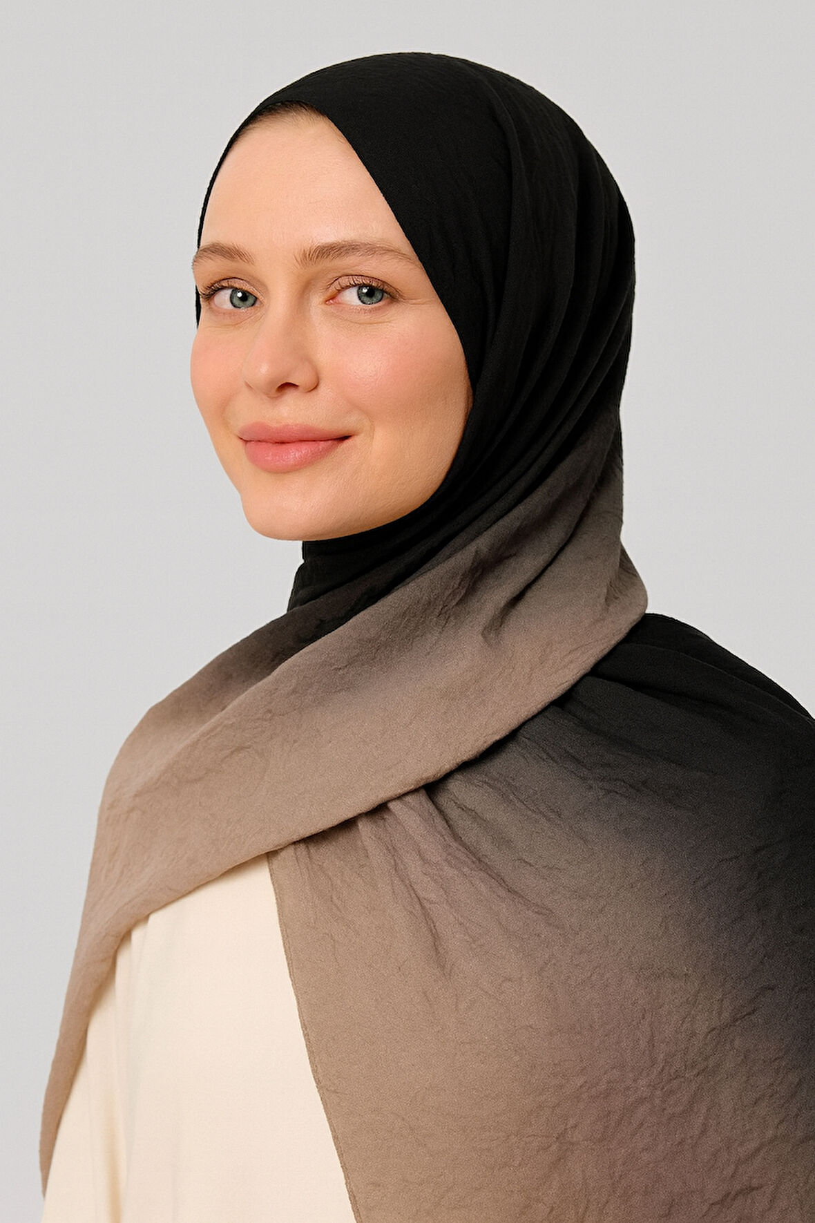 Degrade Konfor Şal – Tok Duruşlu, Terletmeyen, Kayma Yapmayan, 4 Mevsim Kullanıma Uygun