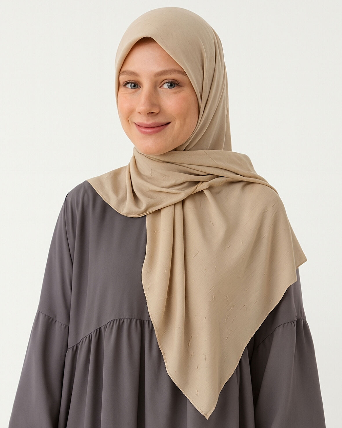 Bambu Kraş Eşarp 100x100 cm – Terletmez, Tok ve Dik Duran, Dört Mevsim Kullanıma Uygun