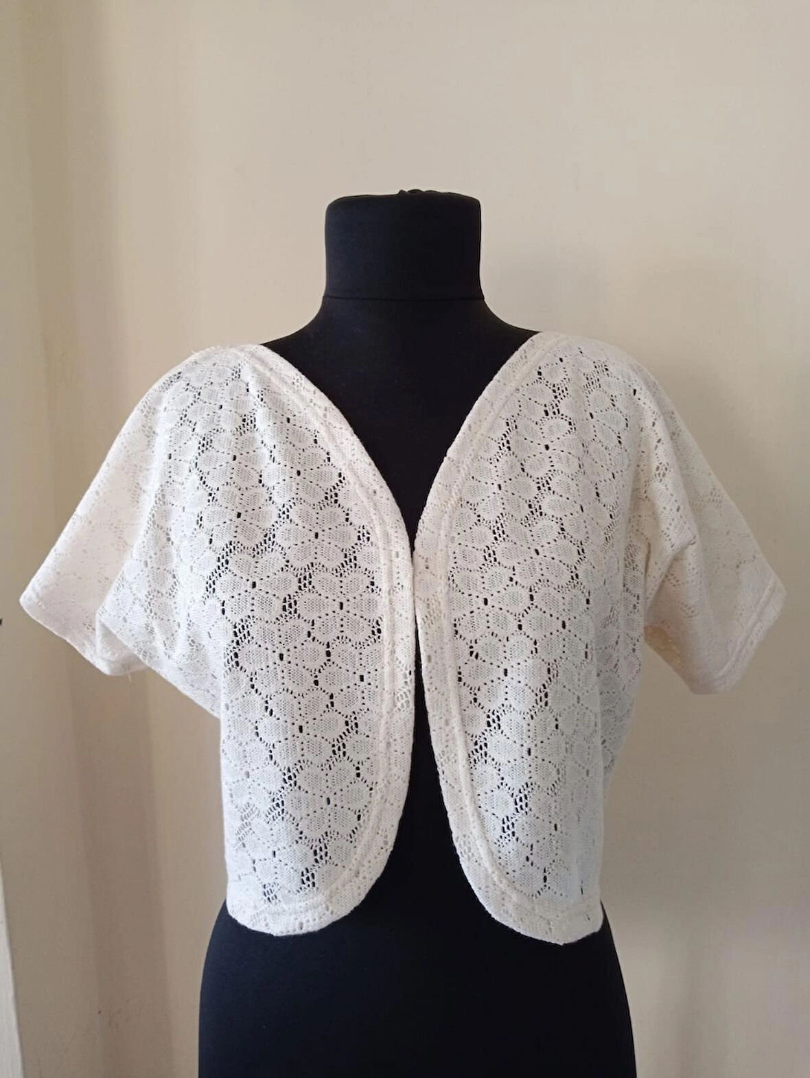 ASMA KISA KOL BOLERO HIRKA